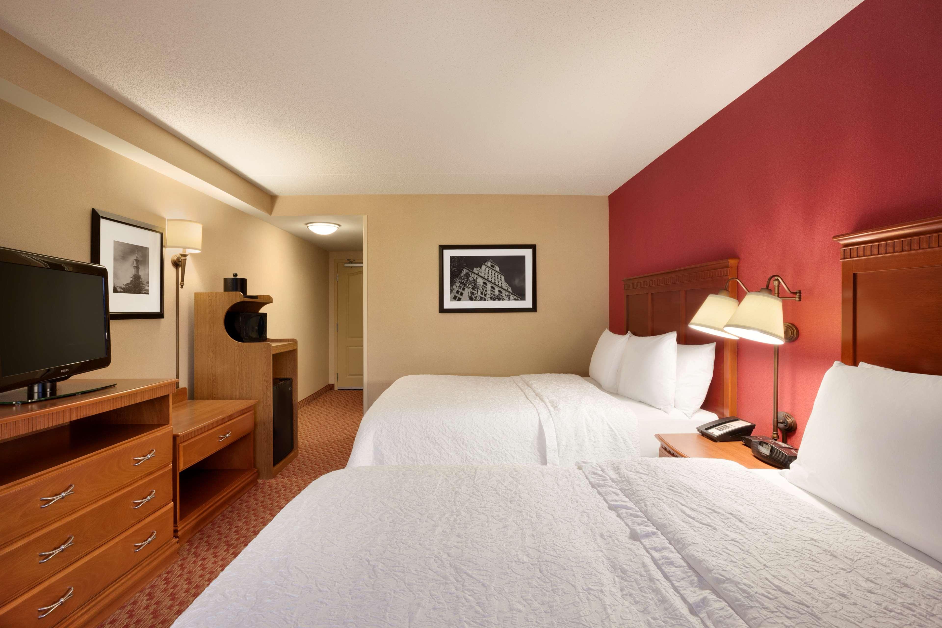 Hampton Inn & Suites East Hartford Exterior foto
