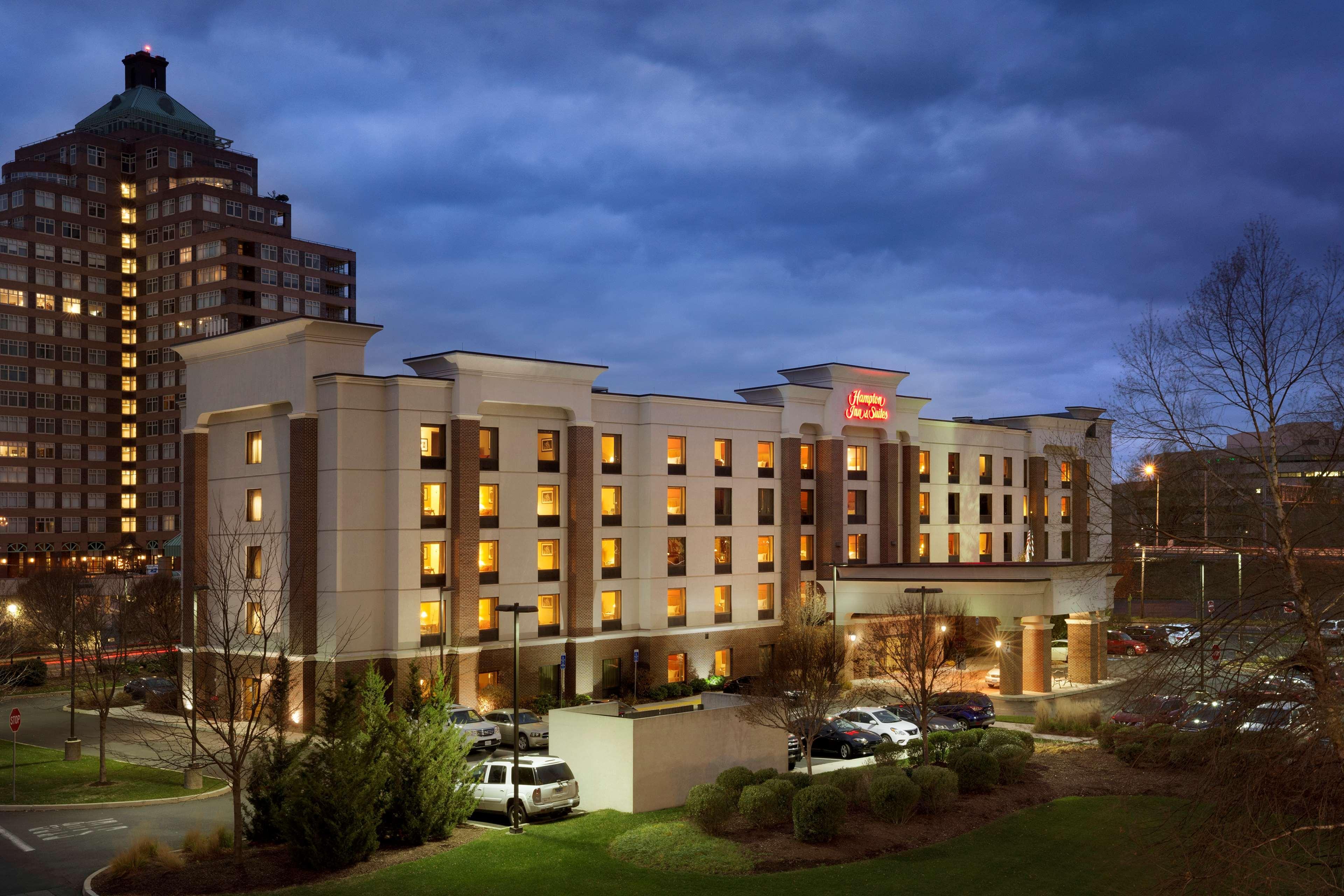 Hampton Inn & Suites East Hartford Exterior foto